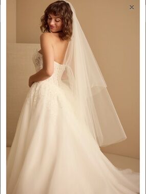 Vow’d Classic Circle Cut Veil
